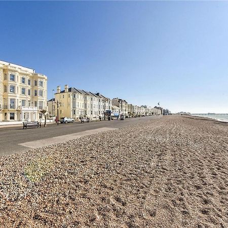 Modern Home For Small Groups By Stones Throw Apartments - Free Parking - Sea View Worthing Buitenkant foto